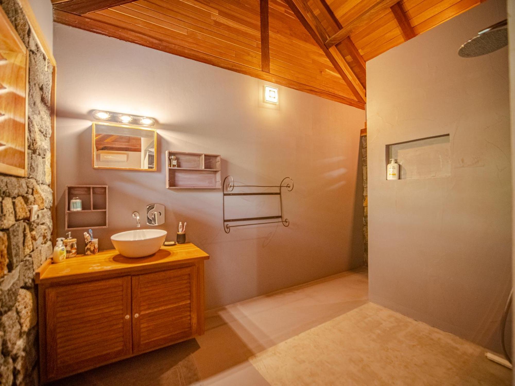 La Kaz Veloutier - Villa 4 Chambres Avec Piscine La Saline Le Bains Kültér fotó